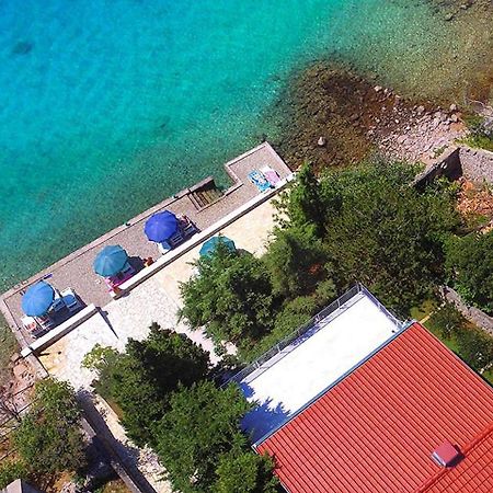 Apartmani Ribarica**** Karlobag Exteriör bild